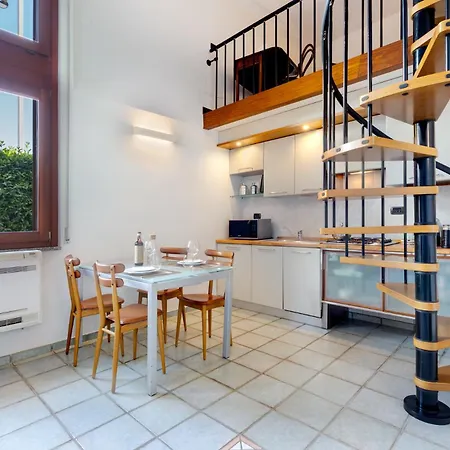 Apartment In Riva Al Mare Cagliari